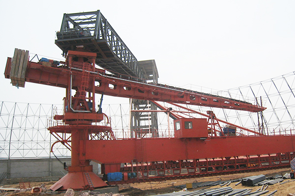 Types Of Larger Lifting Gear, Jib & Mobile Gantry cranes.